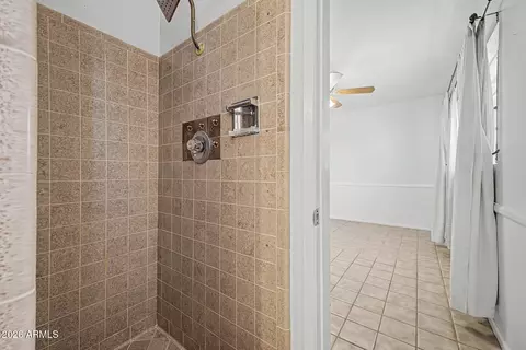Bath - 650 N Olive --, Mesa, AZ 85203 photo 2 of 4