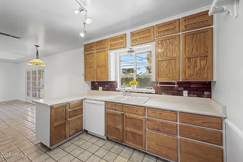 Kitchen - 650 N Olive --, Mesa, AZ 85203 photo 4 of 5