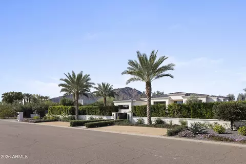 6220 N Casa Blanca Dr, Paradise Valley, AZ 85253