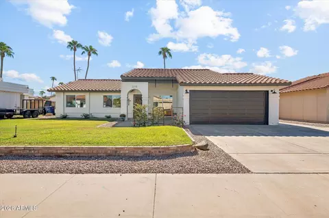 2215 W Manor St, Chandler, AZ 85224