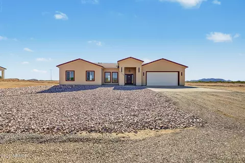 37529 W Denton St, Tonopah, AZ 85354