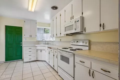 Kitchen - 1056 E Nielson Ave, Mesa, AZ 85204 photo 1 of 1