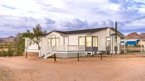 1097 S Egar Rd, Golden Valley, AZ 86413