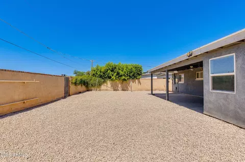 Exterior - 4923 E Palm Ln, Phoenix, AZ 85008 photo 8 of 12