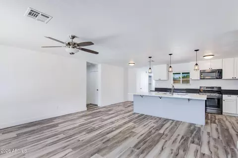 Living - 4923 E Palm Ln, Phoenix, AZ 85008 photo 3 of 4