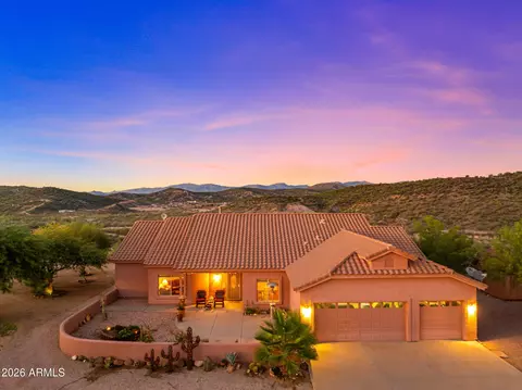 18530 W Moonlight Mesa Rd, Wickenburg, AZ 85390