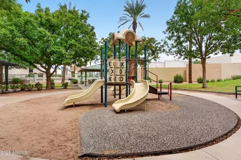 View/Area - 3263 E Inverness Ave, Mesa, AZ 85204 photo 7 of 8