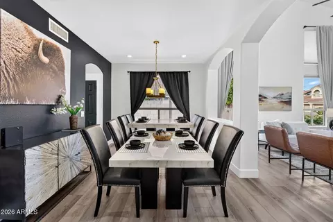 Dining - 3263 E Inverness Ave, Mesa, AZ 85204 photo 4 of 5