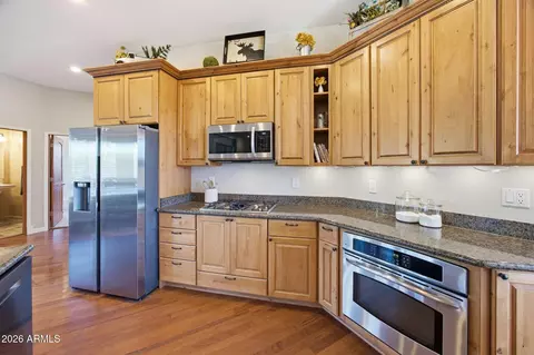 Kitchen - 3357 Basin Rd, Overgaard, AZ 85933 photo 5 of 5