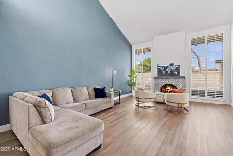 Living - 1535 E Montebello Ave, Phoenix, AZ 85014 photo 3 of 3