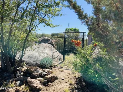 22691 S Lakewood Dr #F, Yarnell, AZ 85362