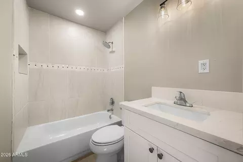 Bath - 3638 E Yale St, Phoenix, AZ 85008 photo 3 of 4