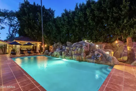 Exterior - 4402 N Arcadia Dr, Phoenix, AZ 85018 photo 7 of 19