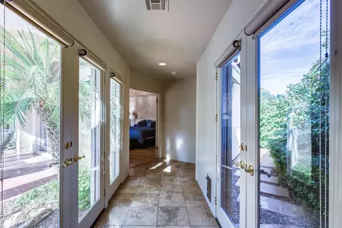 Entry Way - 4402 N Arcadia Dr, Phoenix, AZ 85018 photo 3 of 3