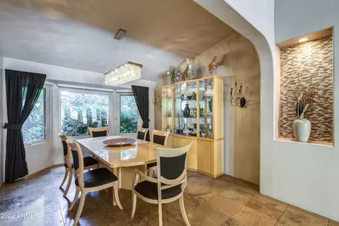Dining - 4402 N Arcadia Dr, Phoenix, AZ 85018 photo 1 of 2