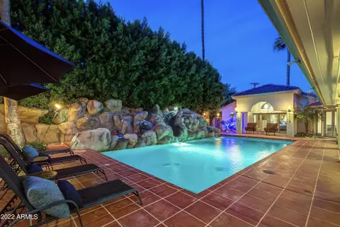 Exterior - 4402 N Arcadia Dr, Phoenix, AZ 85018 photo 8 of 19