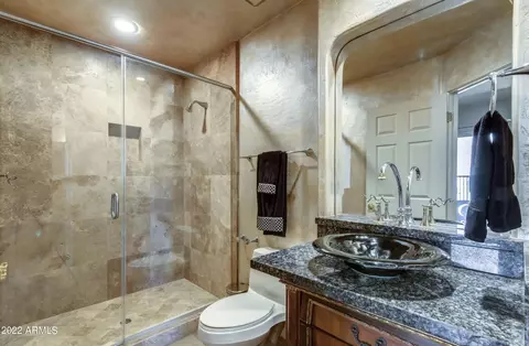 Bath - 4402 N Arcadia Dr, Phoenix, AZ 85018 photo 3 of 5