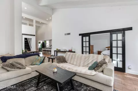 2521 N Miller Rd, Scottsdale, AZ 85257