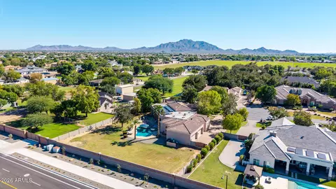 View/Area - 15444 E Pickett Ct, Gilbert, AZ 85298 photo 8 of 9