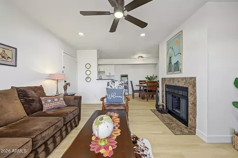 5995 N 78th St #2068, Scottsdale, AZ 85250