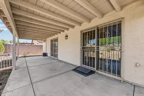 Exterior - 2024 W Alice Ave, Phoenix, AZ 85021 photo 4 of 10
