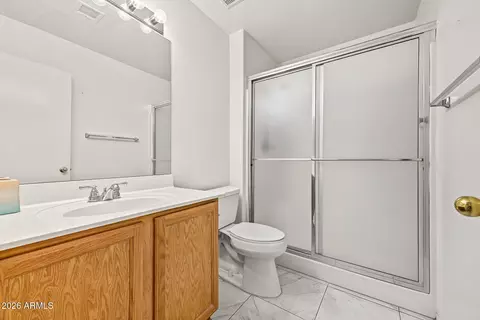 Bath - 2024 W Alice Ave, Phoenix, AZ 85021 photo 2 of 2