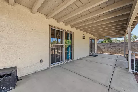 Exterior - 2024 W Alice Ave, Phoenix, AZ 85021 photo 5 of 10