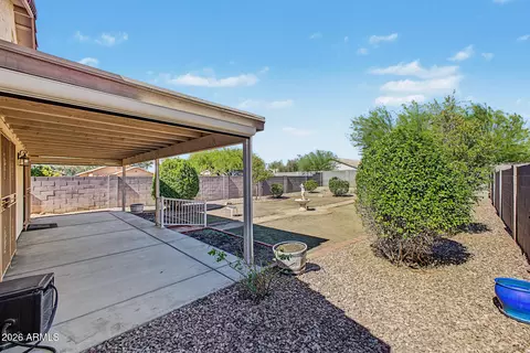 Exterior - 2024 W Alice Ave, Phoenix, AZ 85021 photo 7 of 10