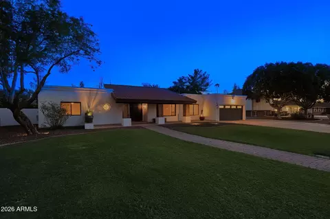 Exterior - 2347 E Jasmine St, Mesa, AZ 85213 photo 14 of 15
