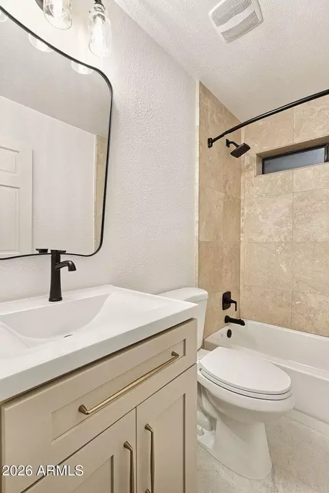 Bath - 2347 E Jasmine St, Mesa, AZ 85213 photo 2 of 8