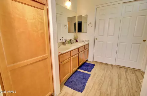 Bath - 1718 W Roosevelt Ave, Coolidge, AZ 85128 photo 2 of 4