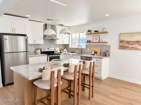 Kitchen - 8922 N 17th Ln, Phoenix, AZ 85021 photo 1 of 4