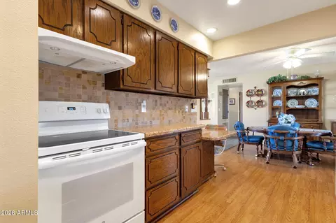 Kitchen - 4539 Enid Cir, Mesa, AZ 85206 photo 4 of 5