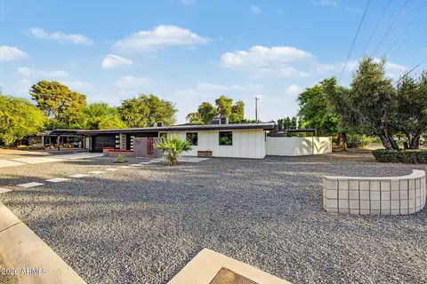 Exterior - 1417 W Glenn Dr, Phoenix, AZ 85021 photo 2 of 13