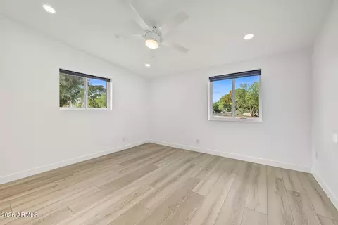 Bedroom - 1417 W Glenn Dr, Phoenix, AZ 85021 photo 1 of 6