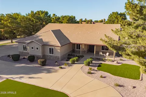 Exterior - 1744 E Country Ln, Gilbert, AZ 85298 photo 5 of 12