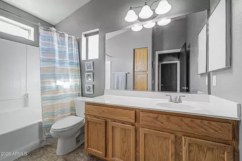 Bath - 2150 E Bell Rd #1167, Phoenix, AZ 85022 photo 2 of 2