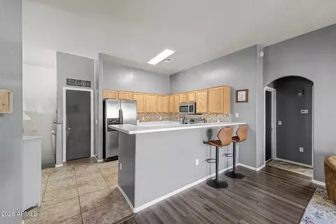 Kitchen - 2150 E Bell Rd #1167, Phoenix, AZ 85022 photo 2 of 5