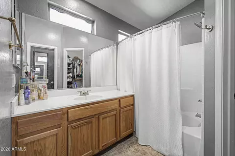 Bath - 2150 E Bell Rd #1167, Phoenix, AZ 85022 photo 1 of 2