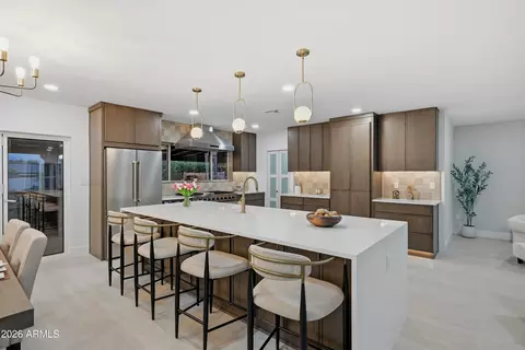 7744 E Cave Creek Rd, Carefree, AZ 85377