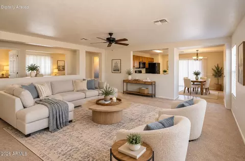 585 W Jardin Loop, Casa Grande, AZ 85122