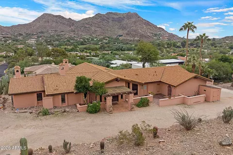 7600 N Moonlight Ln, Paradise Valley, AZ 85253