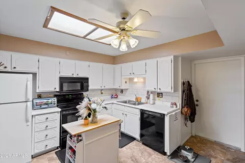 Kitchen - 4501 E Carol Ave, Mesa, AZ 85206 photo 3 of 6