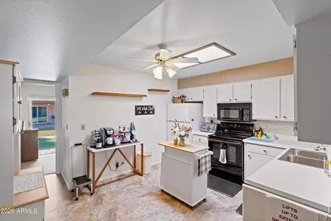 Kitchen - 4501 E Carol Ave, Mesa, AZ 85206 photo 1 of 6