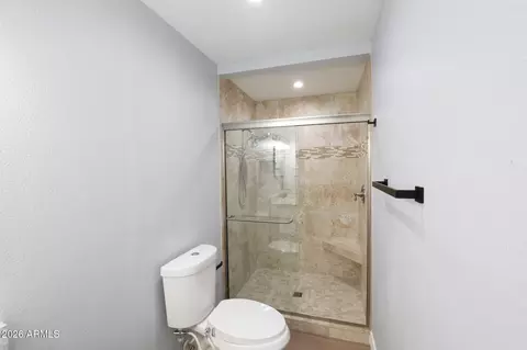 Bath - 623 E La Jolla Dr, Tempe, AZ 85282 photo 5 of 7