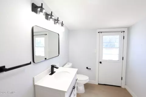 Bath - 623 E La Jolla Dr, Tempe, AZ 85282 photo 2 of 7