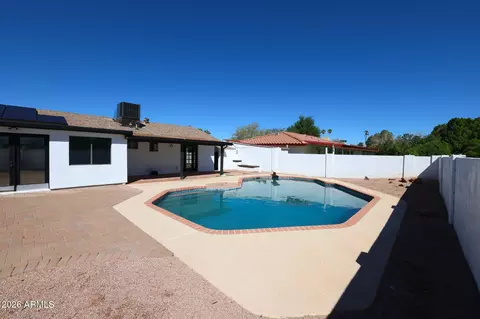 Exterior - 623 E La Jolla Dr, Tempe, AZ 85282 photo 5 of 7