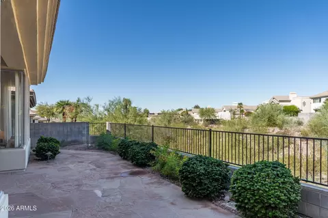 Exterior - 3124 E Squaw Peak Cir, Phoenix, AZ 85016 photo 2 of 2