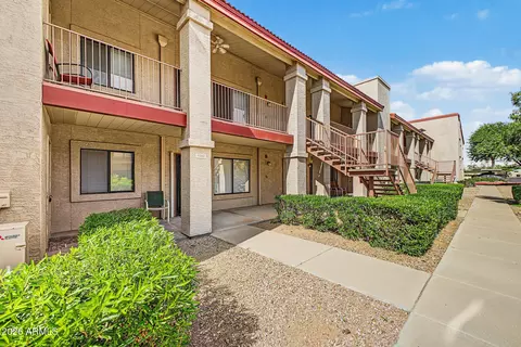 Exterior - 1440 N Idaho Rd #1042, Apache Junction, AZ 85119 photo 1 of 7