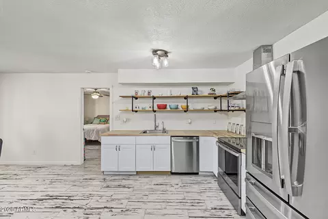 Kitchen - 1440 N Idaho Rd #1042, Apache Junction, AZ 85119 photo 5 of 5